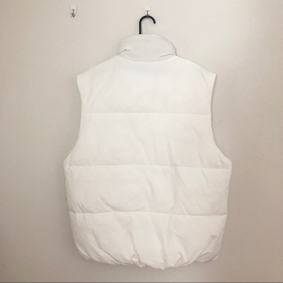 NEW ZARA White Puffer Vest - Picture 3 of 9